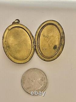 Antique Victorian Gold Filled Oval Engraved Flowers Large Locket