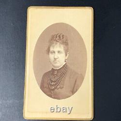 Cobleskill, NY CDV Photo Victorian Mourning Dress JET Necklace Brooch Jewelry WOW