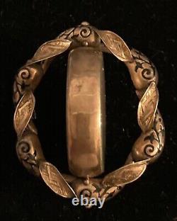 Rare 1880 s Victorian Swivel Mourning Pendant