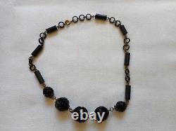 Stunning Victorian Whitby/Vulcanite Mourning Necklace