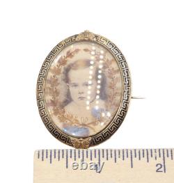 Victorian 1867-1870 14kt yellow gold mourning portrait brooch Stk#AU191