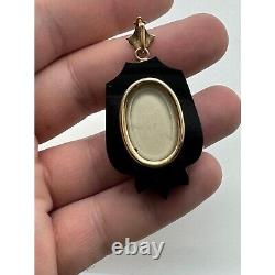 Victorian 18K Yellow Gold Onyx Mourning Hair Pendant