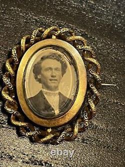 Victorian pin/brooch swiven mourning picture ambrotype beveled glass 1.5x1.5