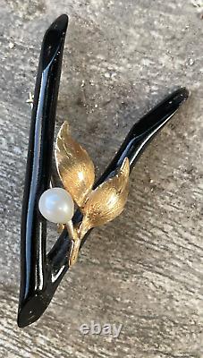 Vintage Victorian Mourning Black Coral 14K Gold Pin/ Brooch with natural pearl