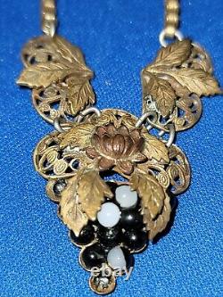 Vintage costume jewelry Victorian Book Chain And Mourning Grapes